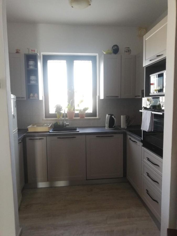 Apartments Mirela Πόρετς Εξωτερικό φωτογραφία