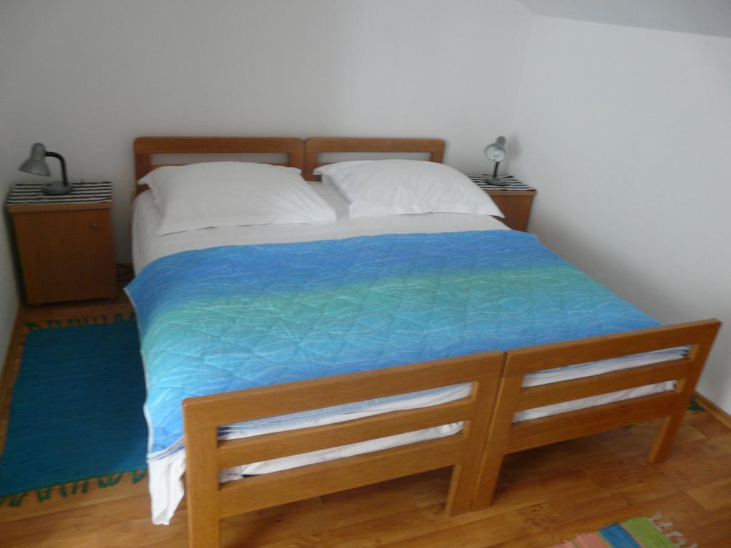 Apartments Mirela Πόρετς Εξωτερικό φωτογραφία